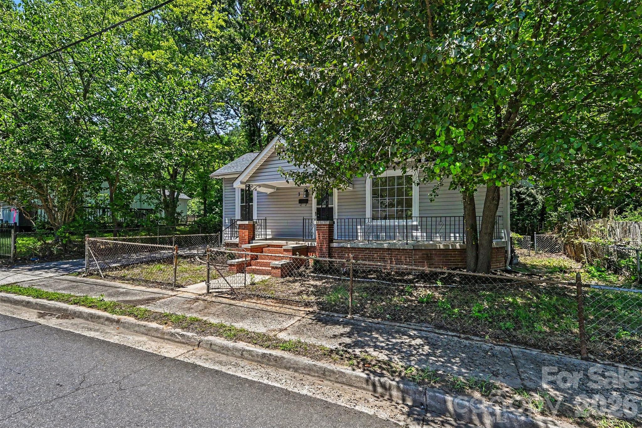 1 Bird Street — Rock Hill