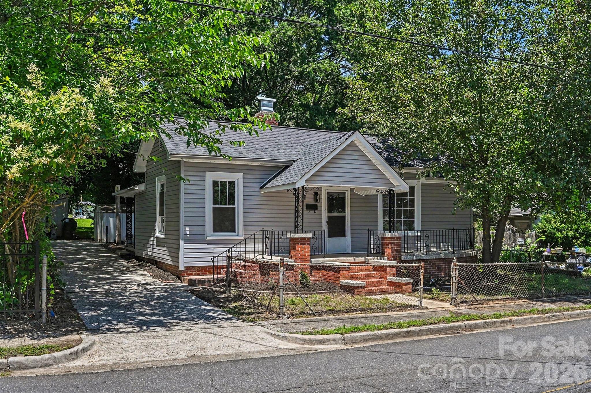 1 Bird Street — Rock Hill