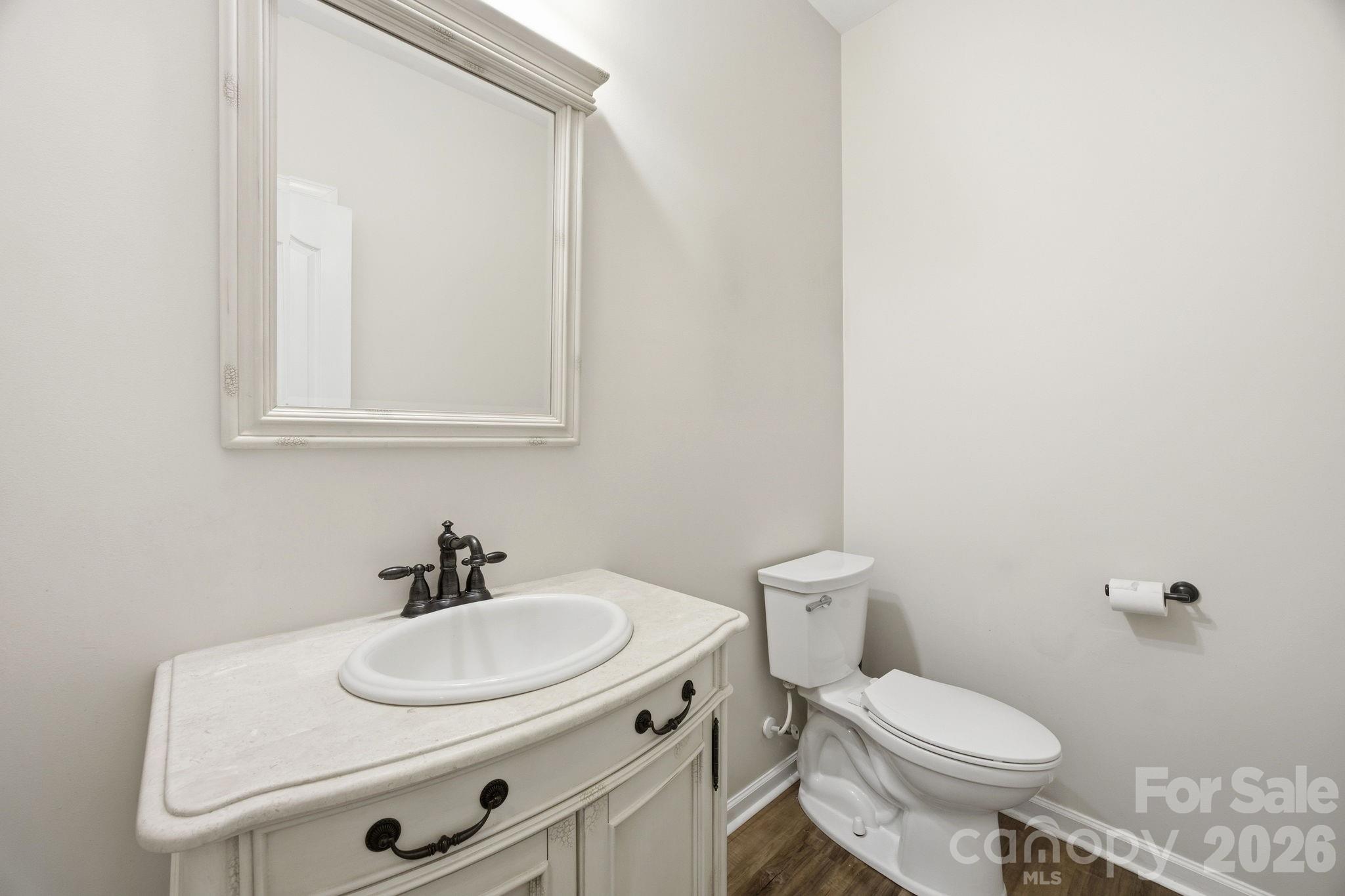 16106 Cloverleaf Court — Charlotte