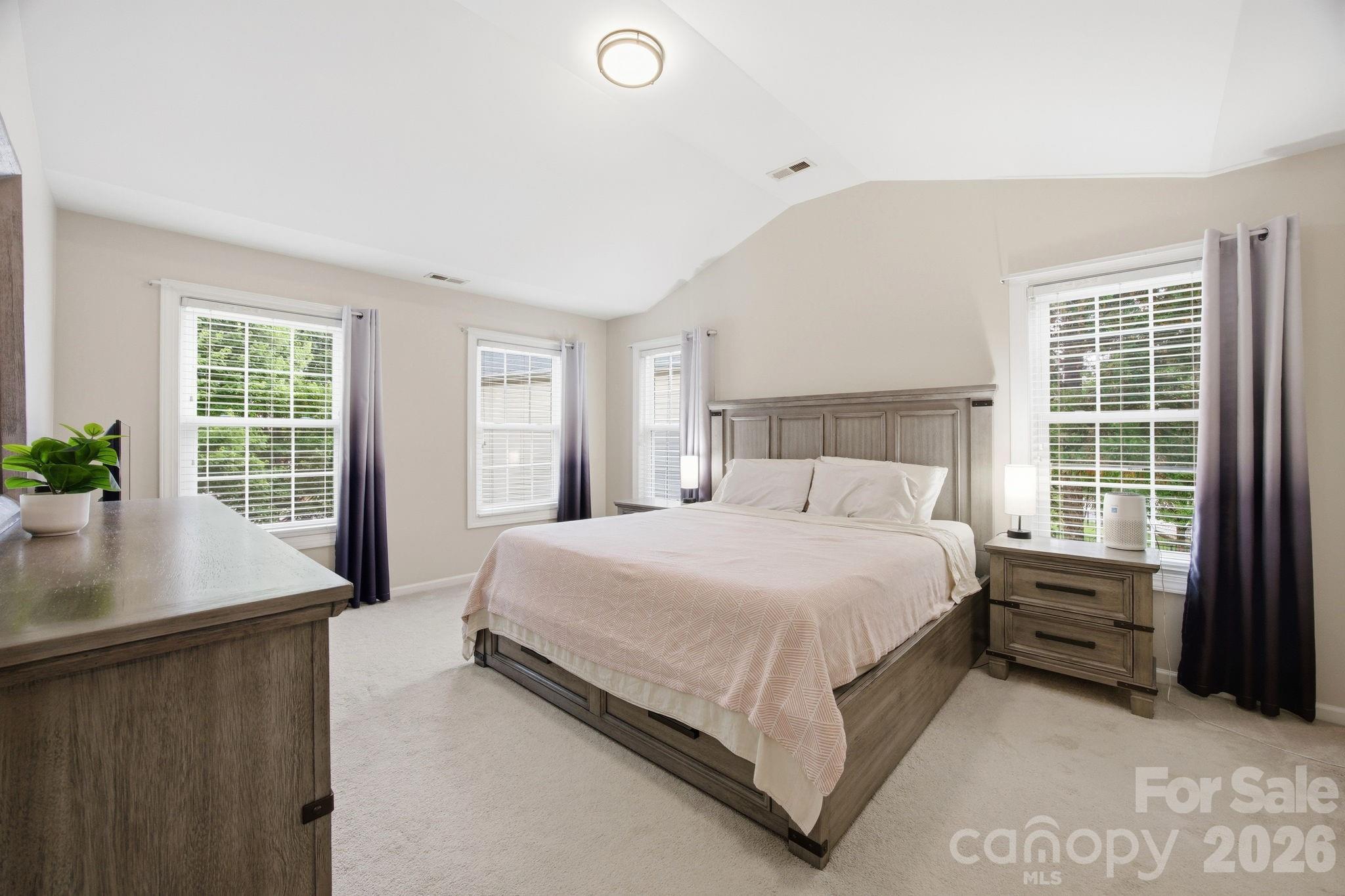 16106 Cloverleaf Court — Charlotte