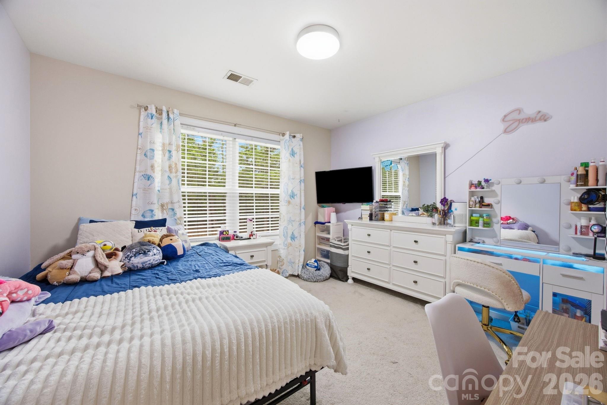 16106 Cloverleaf Court — Charlotte