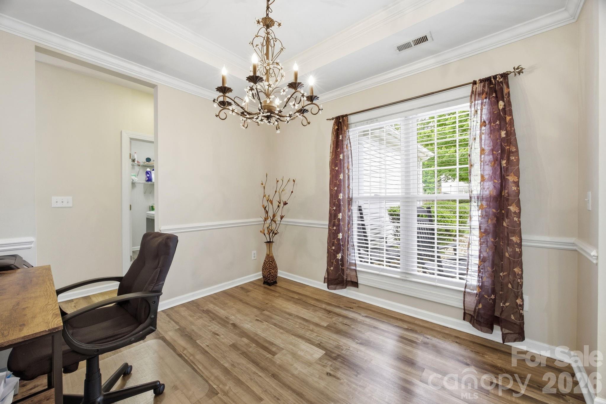 16106 Cloverleaf Court — Charlotte