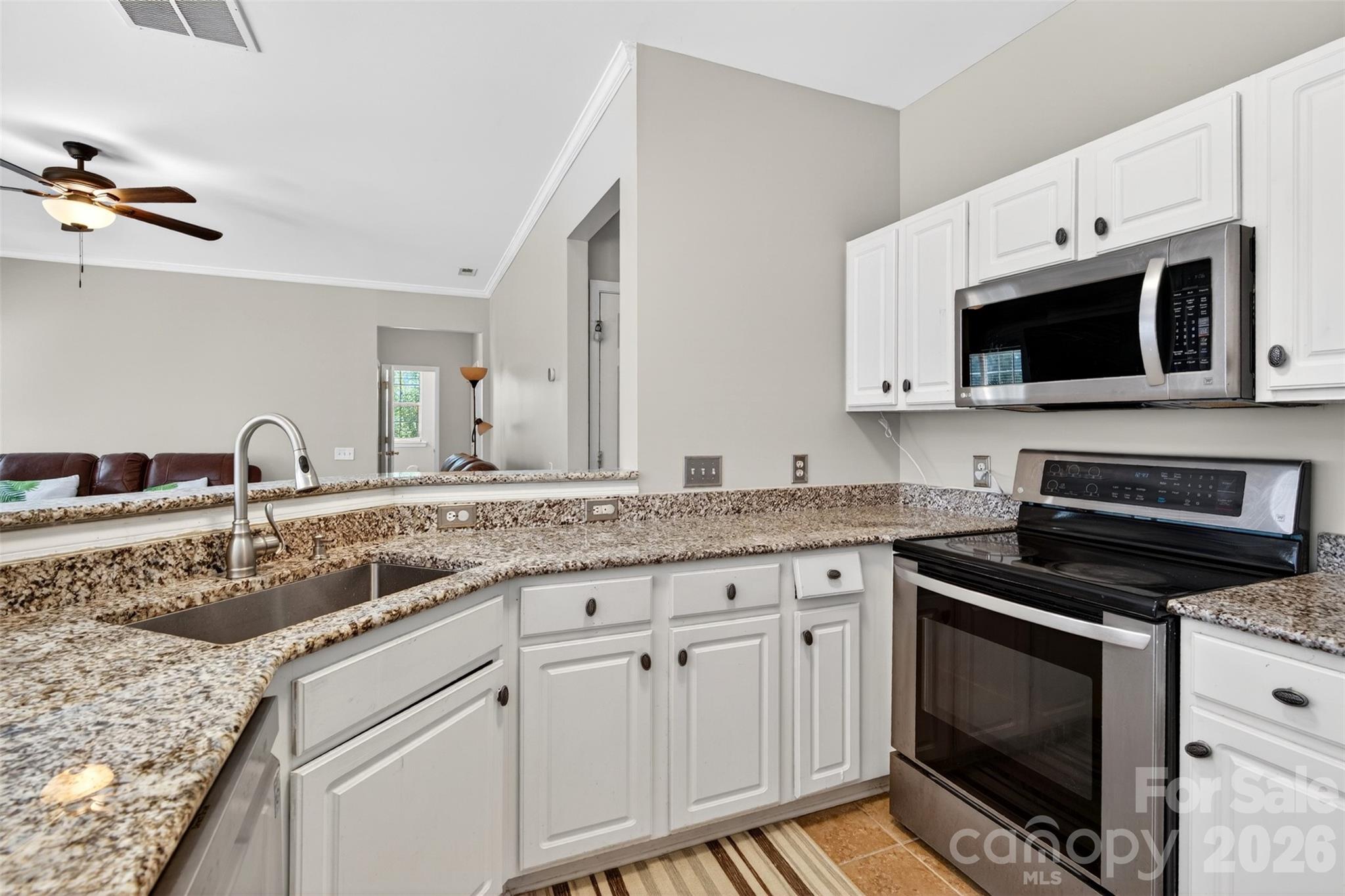 9204 Culcairn Road — Huntersville