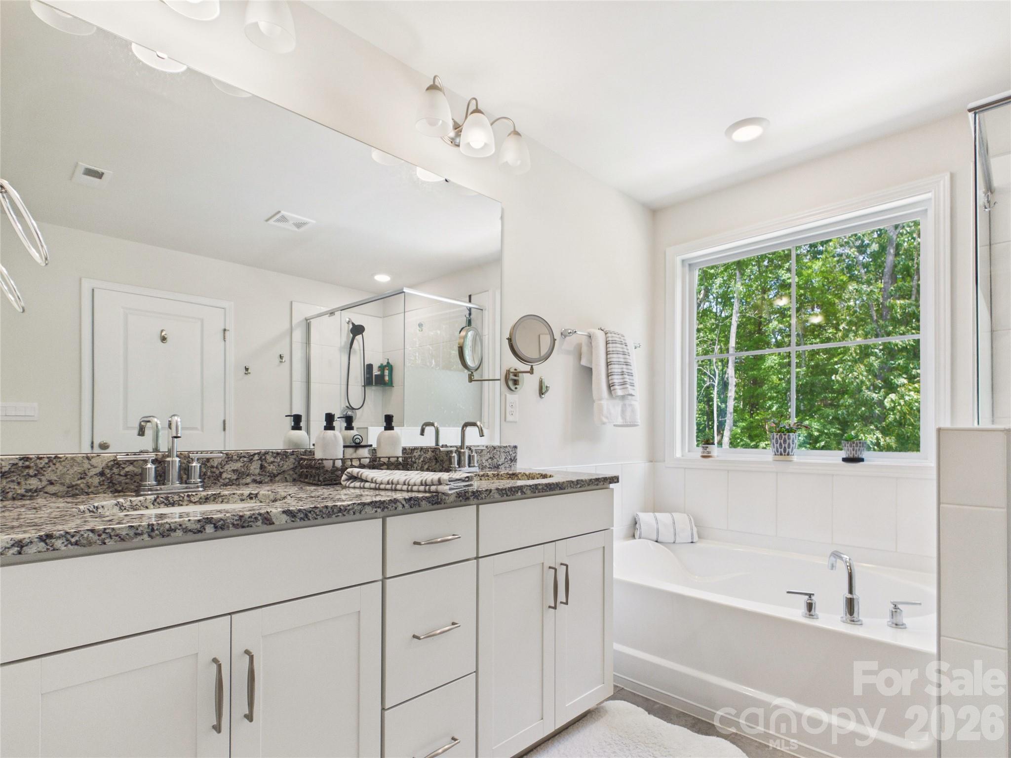 7880 Iron Road — Sherrills Ford
