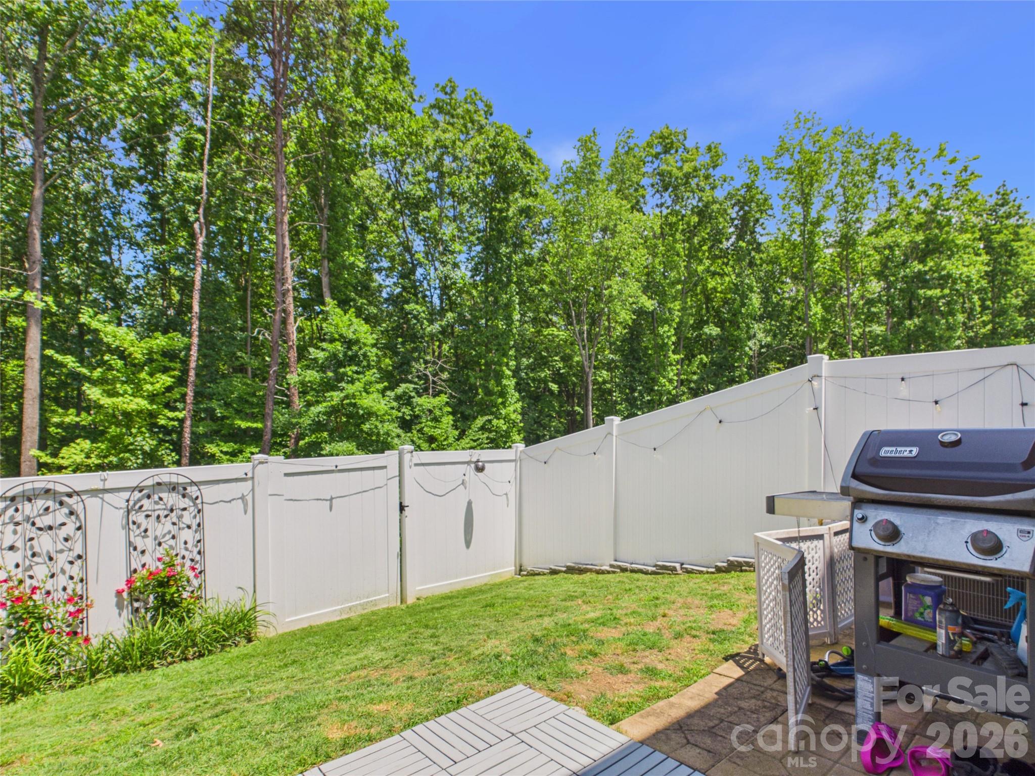 7880 Iron Road — Sherrills Ford