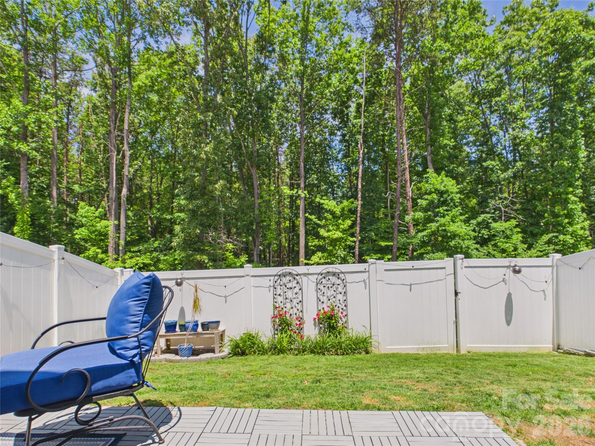 7880 Iron Road — Sherrills Ford
