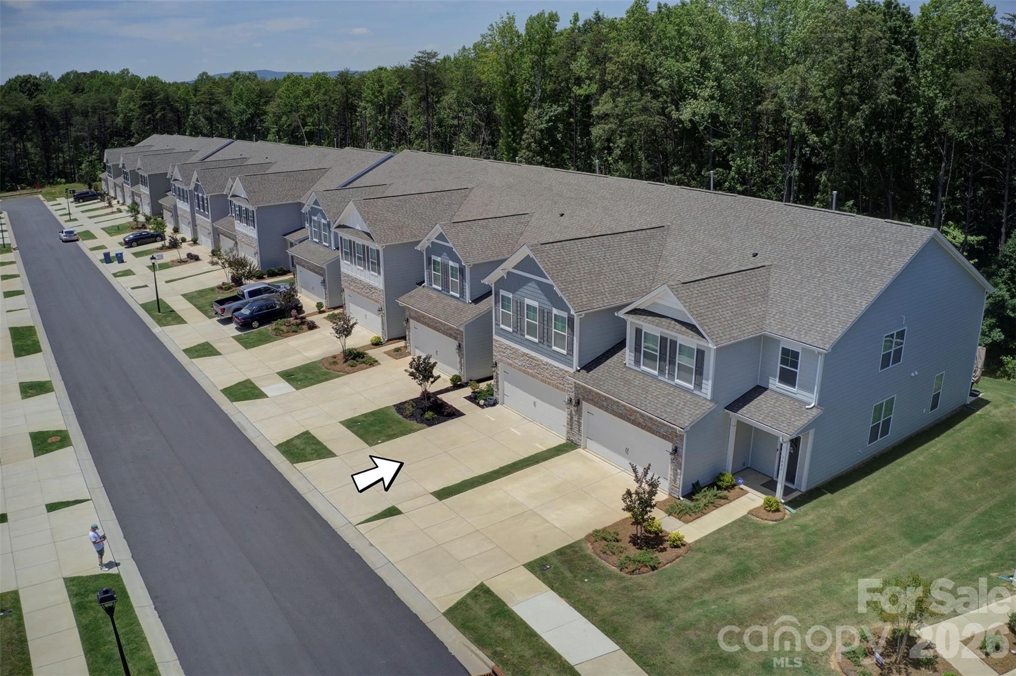 7880 Iron Road — Sherrills Ford