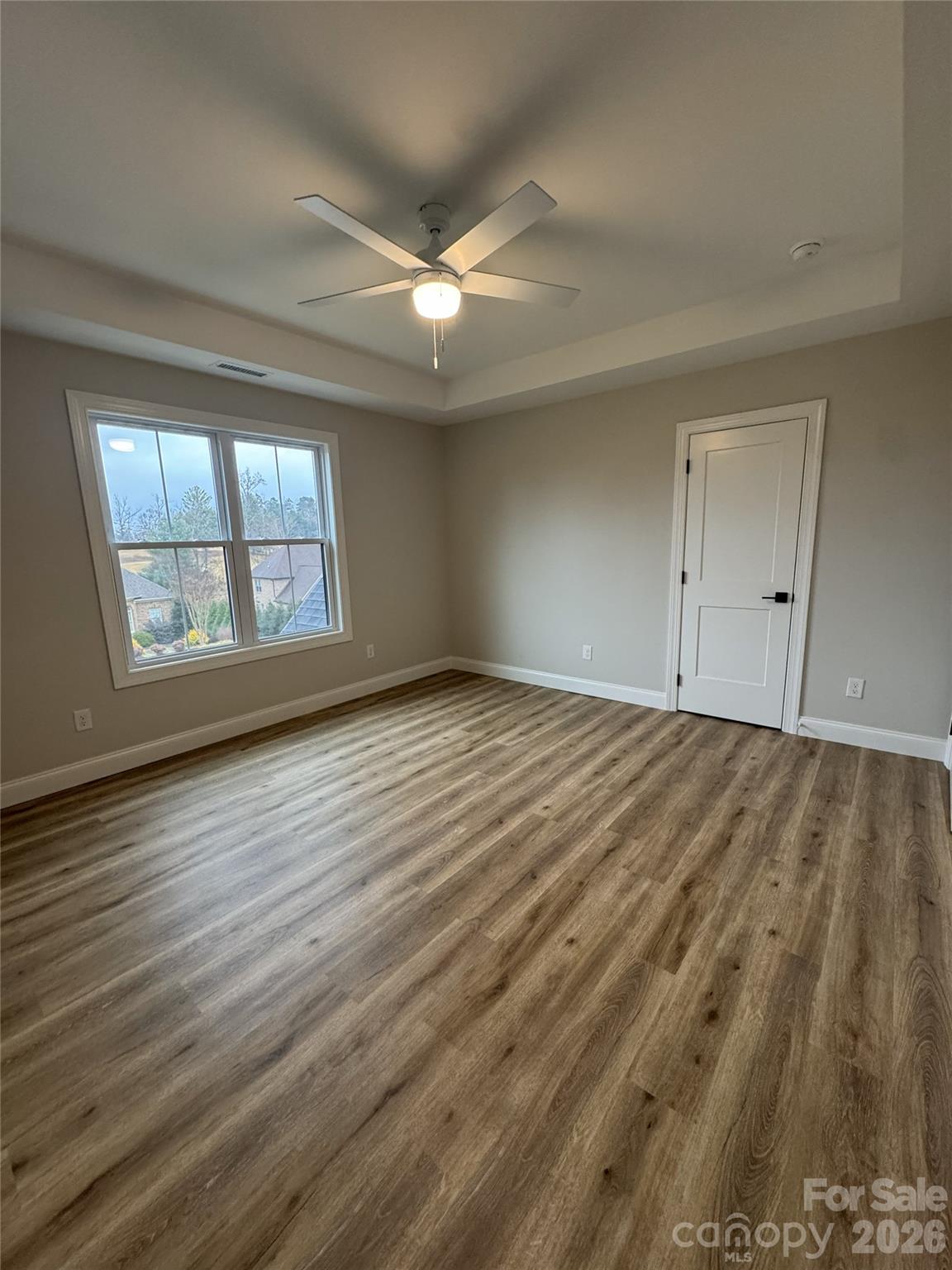 112 Wexford Pointe #5 — Hickory