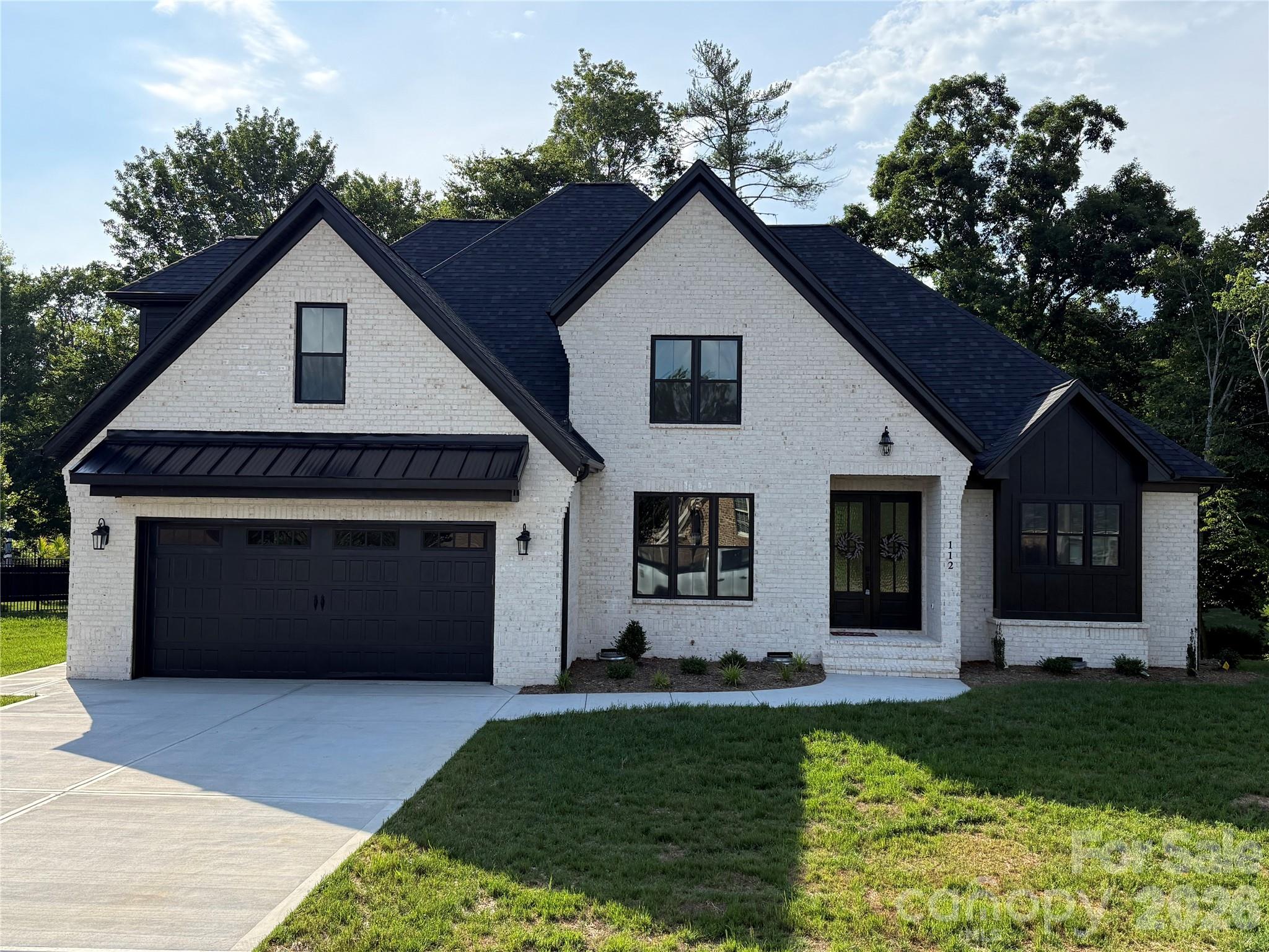 112 Wexford Pointe #5 — Hickory