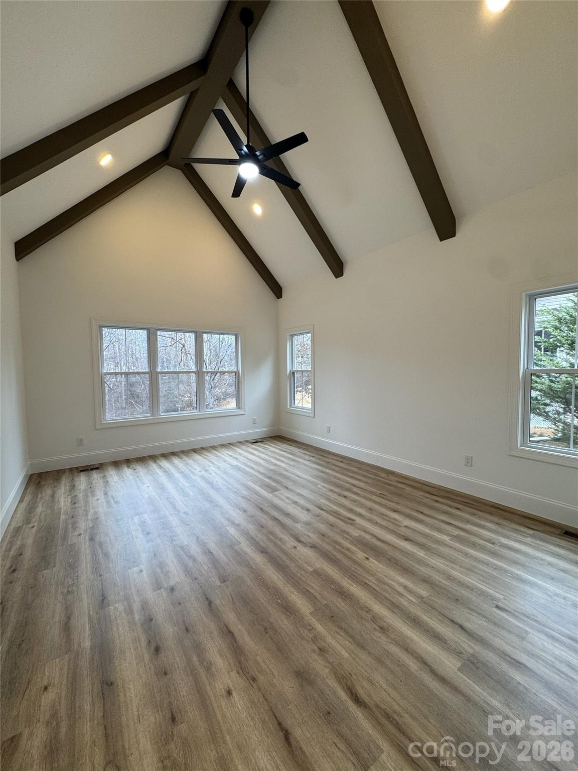 112 Wexford Pointe #5 — Hickory
