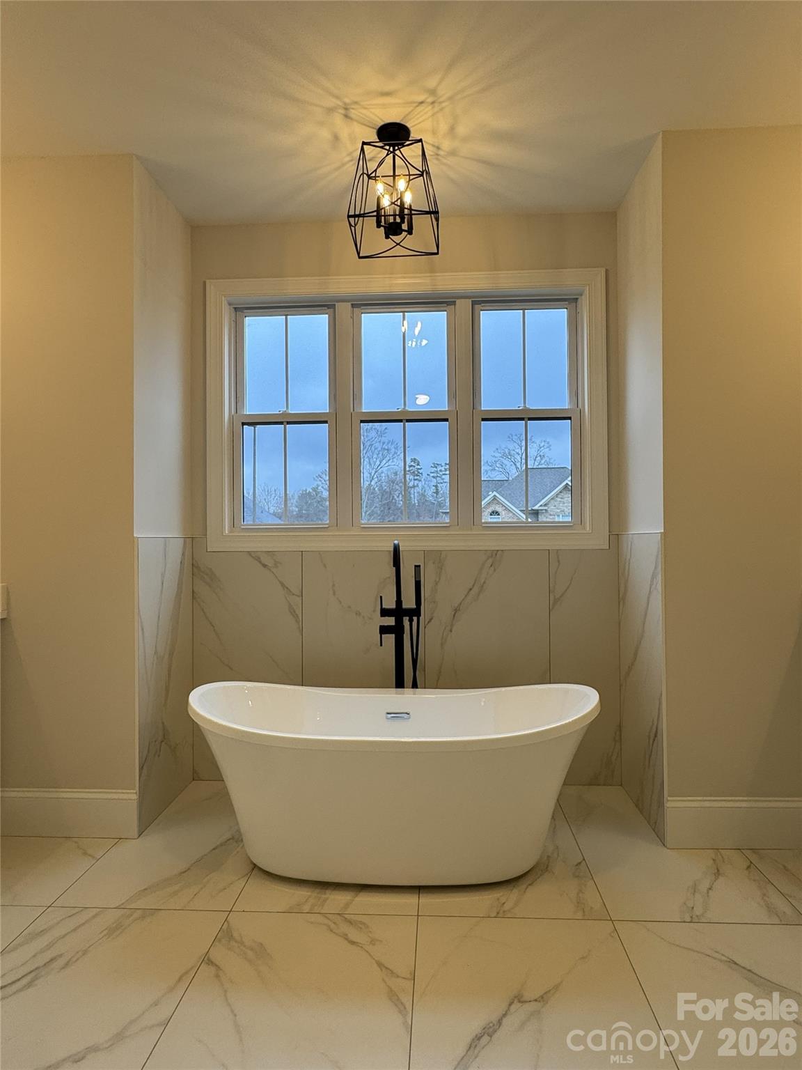 112 Wexford Pointe #5 — Hickory
