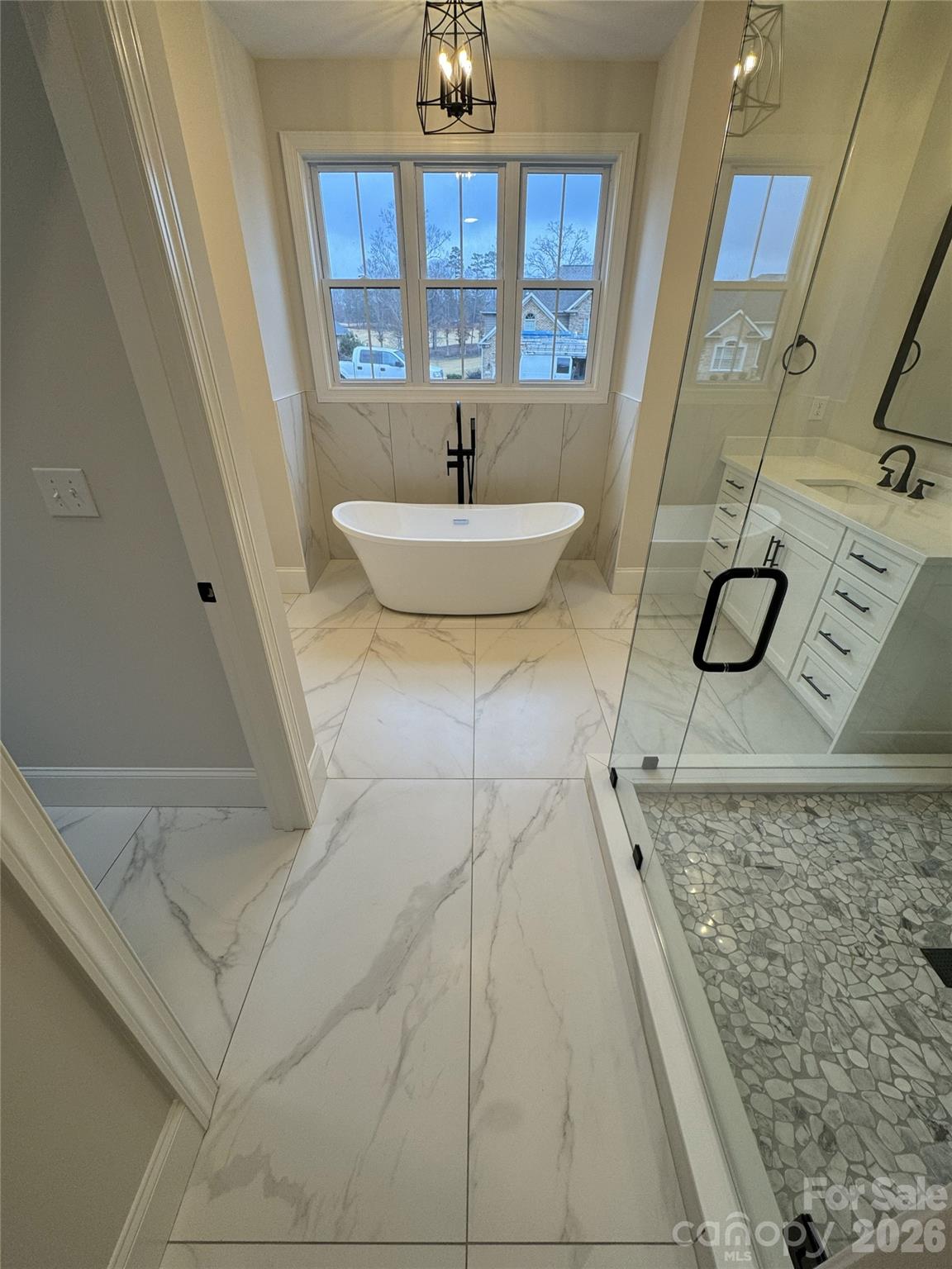 112 Wexford Pointe #5 — Hickory