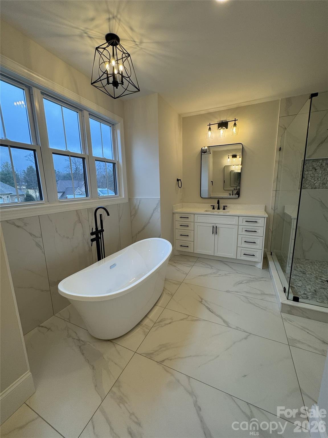 112 Wexford Pointe #5 — Hickory