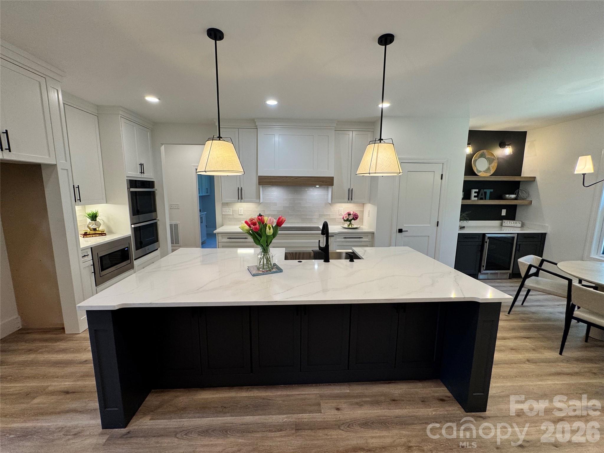 112 Wexford Pointe #5 — Hickory