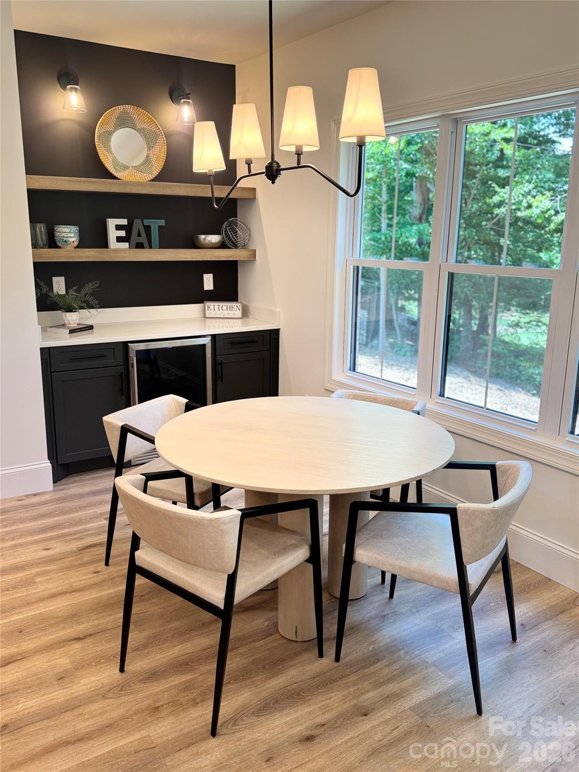 112 Wexford Pointe #5 — Hickory