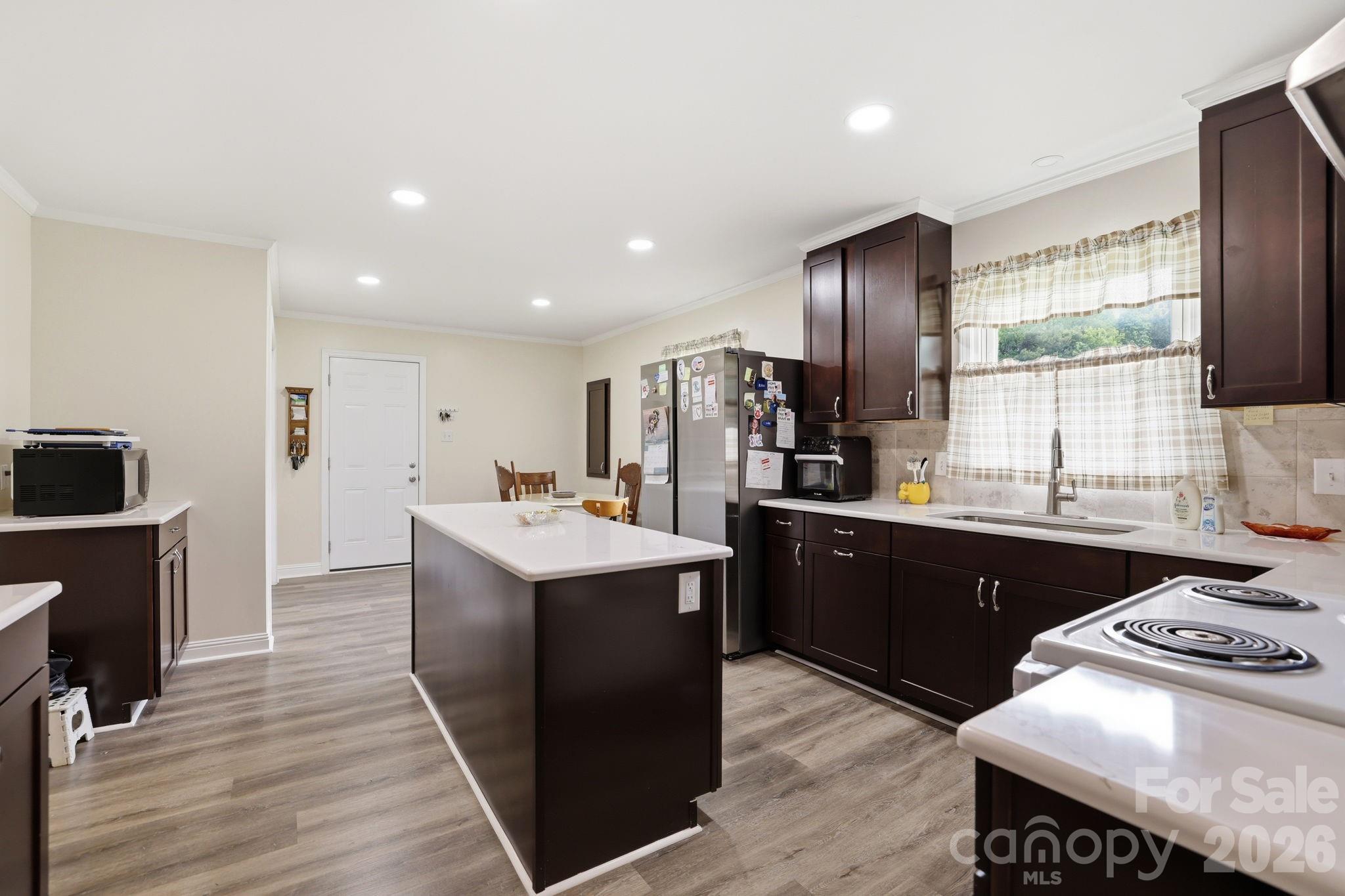 364 Dana Drive — Catawba