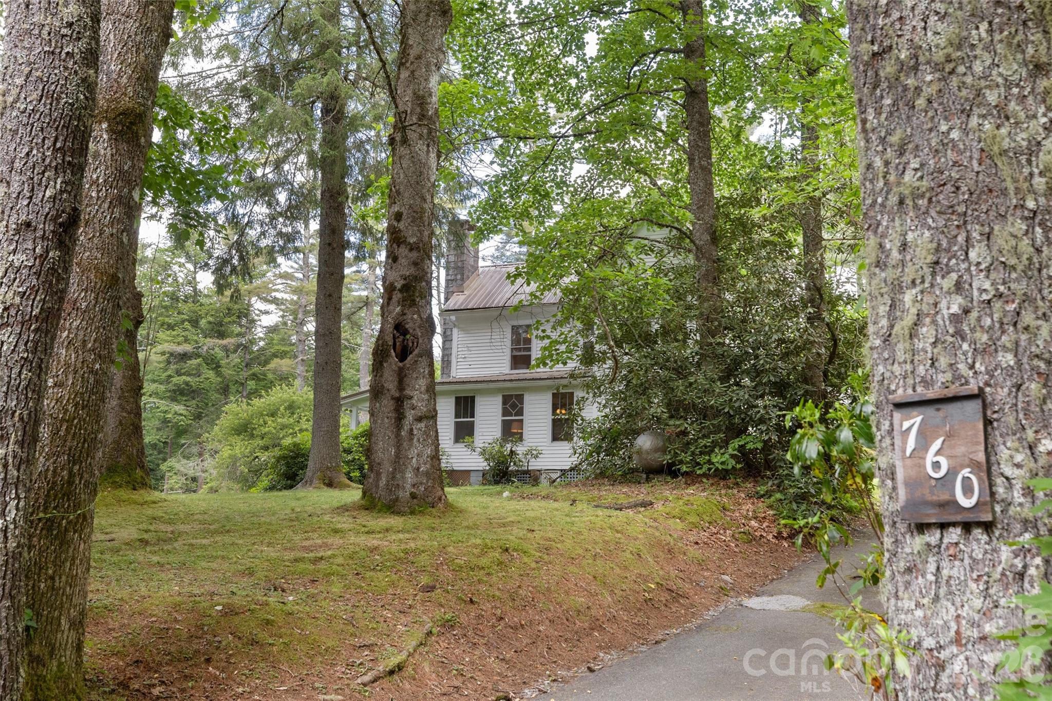 760 N 5th Street — Highlands