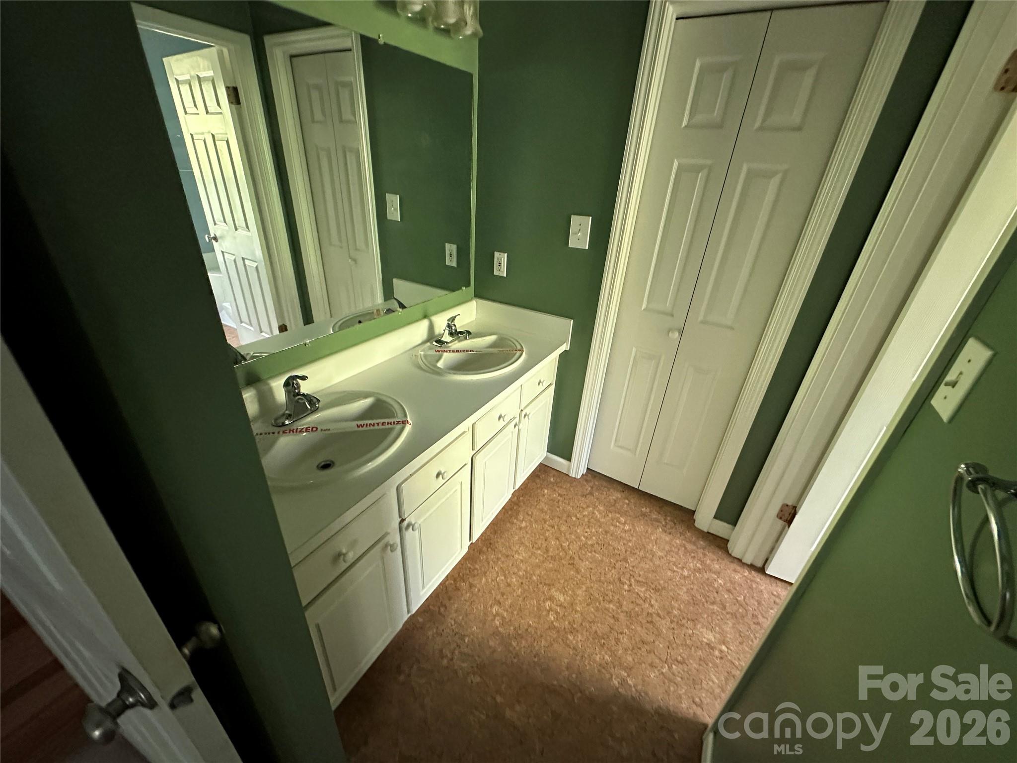 126 Ridgeline Road — Clyde