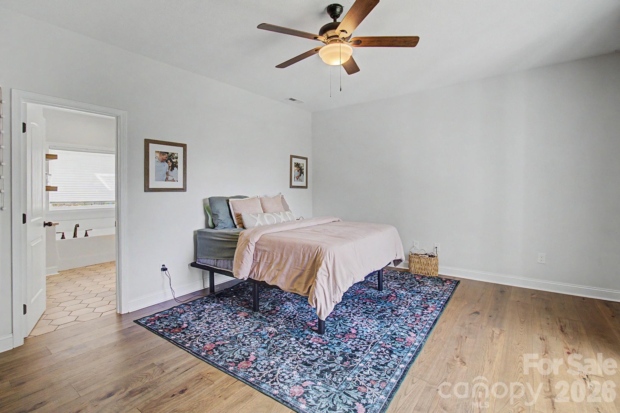 300 Green Meadow Lane — Mars Hill