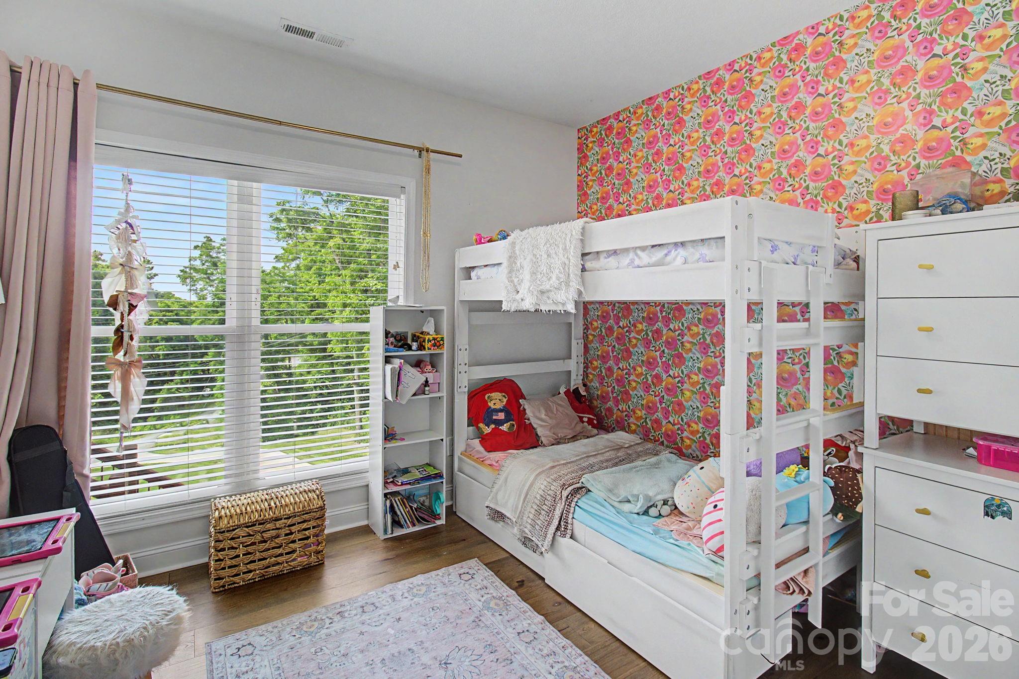 300 Green Meadow Lane — Mars Hill