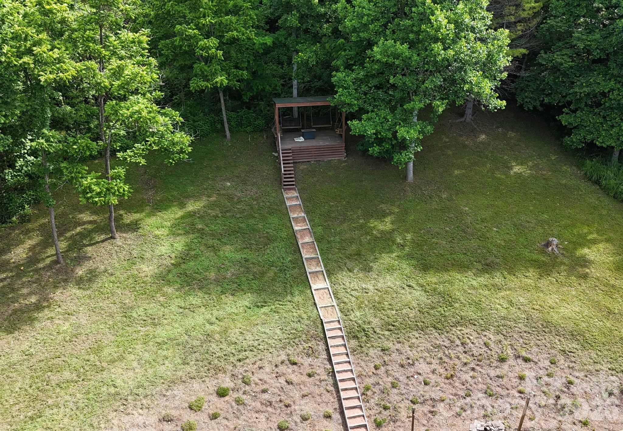 300 Green Meadow Lane — Mars Hill