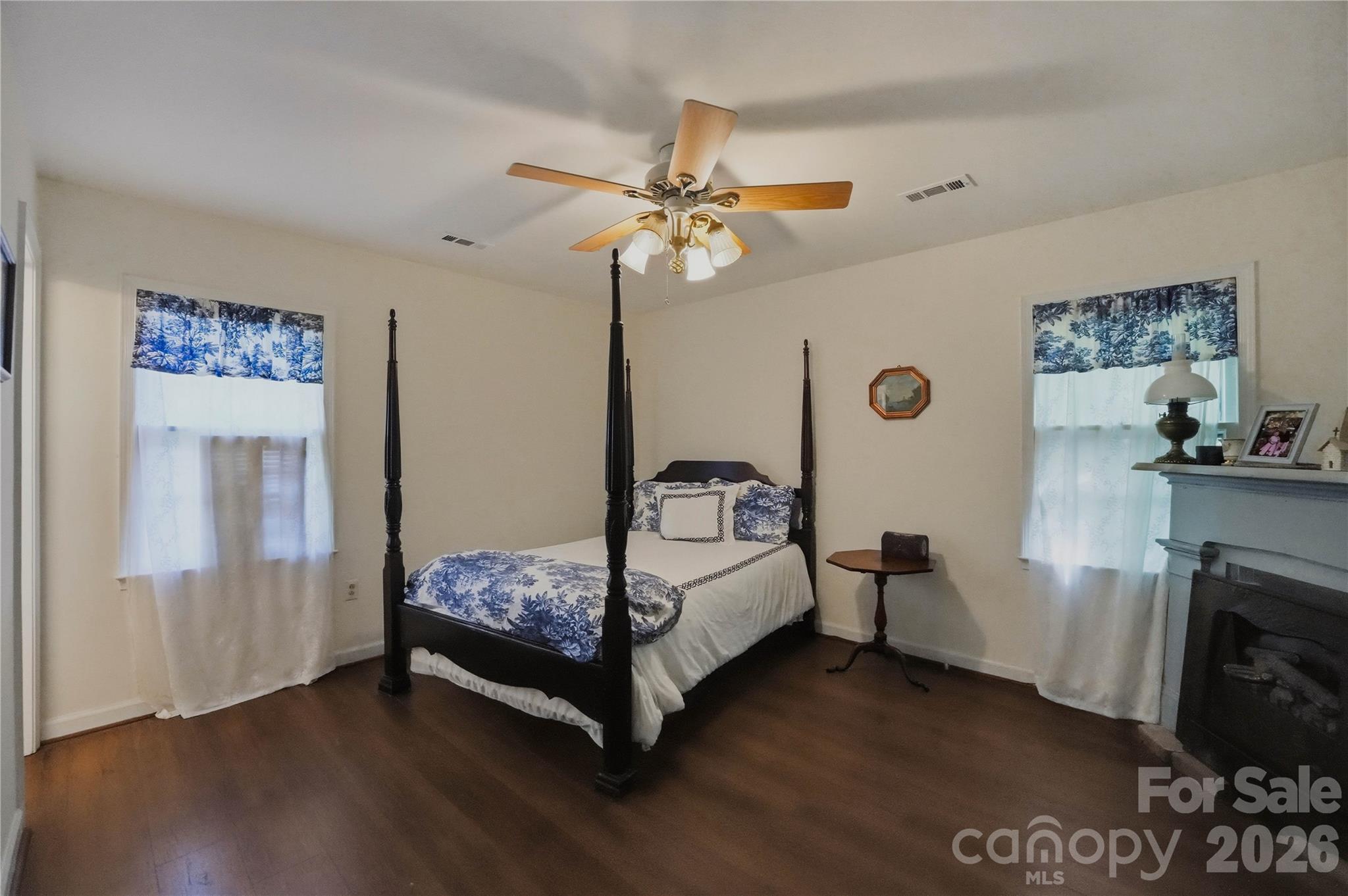 7626 Winterset Drive — Charlotte