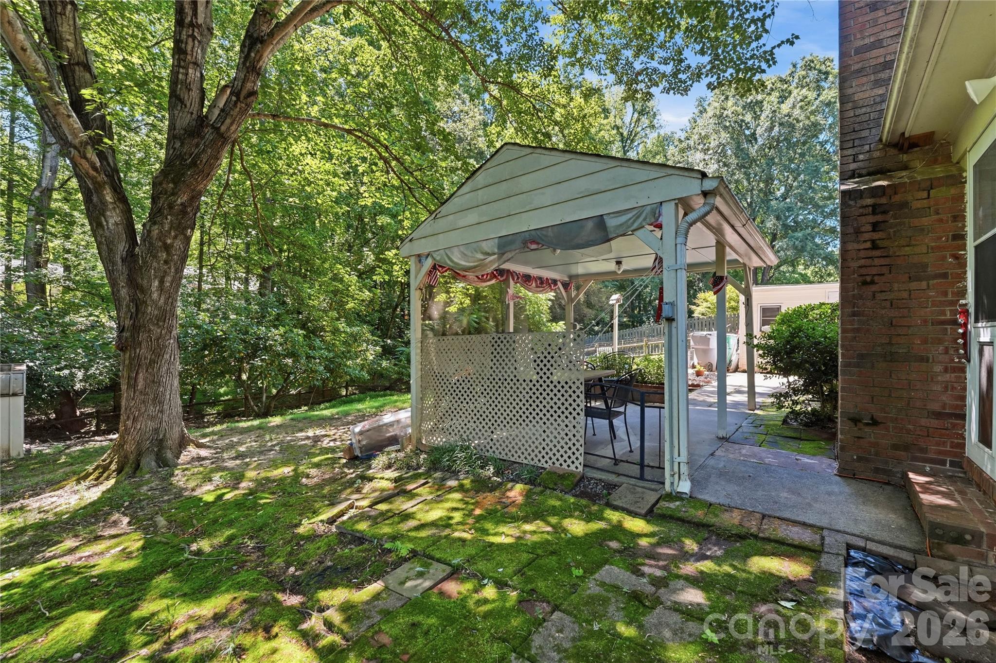 7626 Winterset Drive — Charlotte