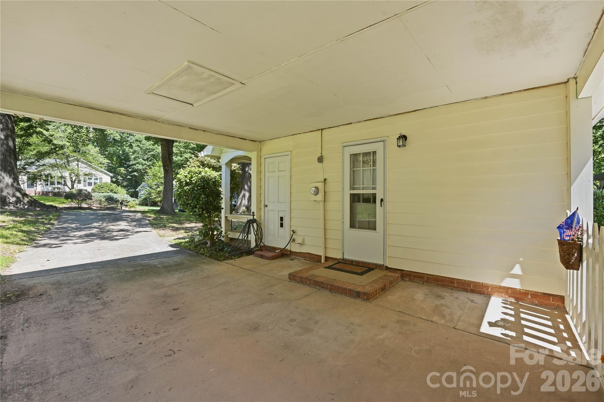 7626 Winterset Drive — Charlotte