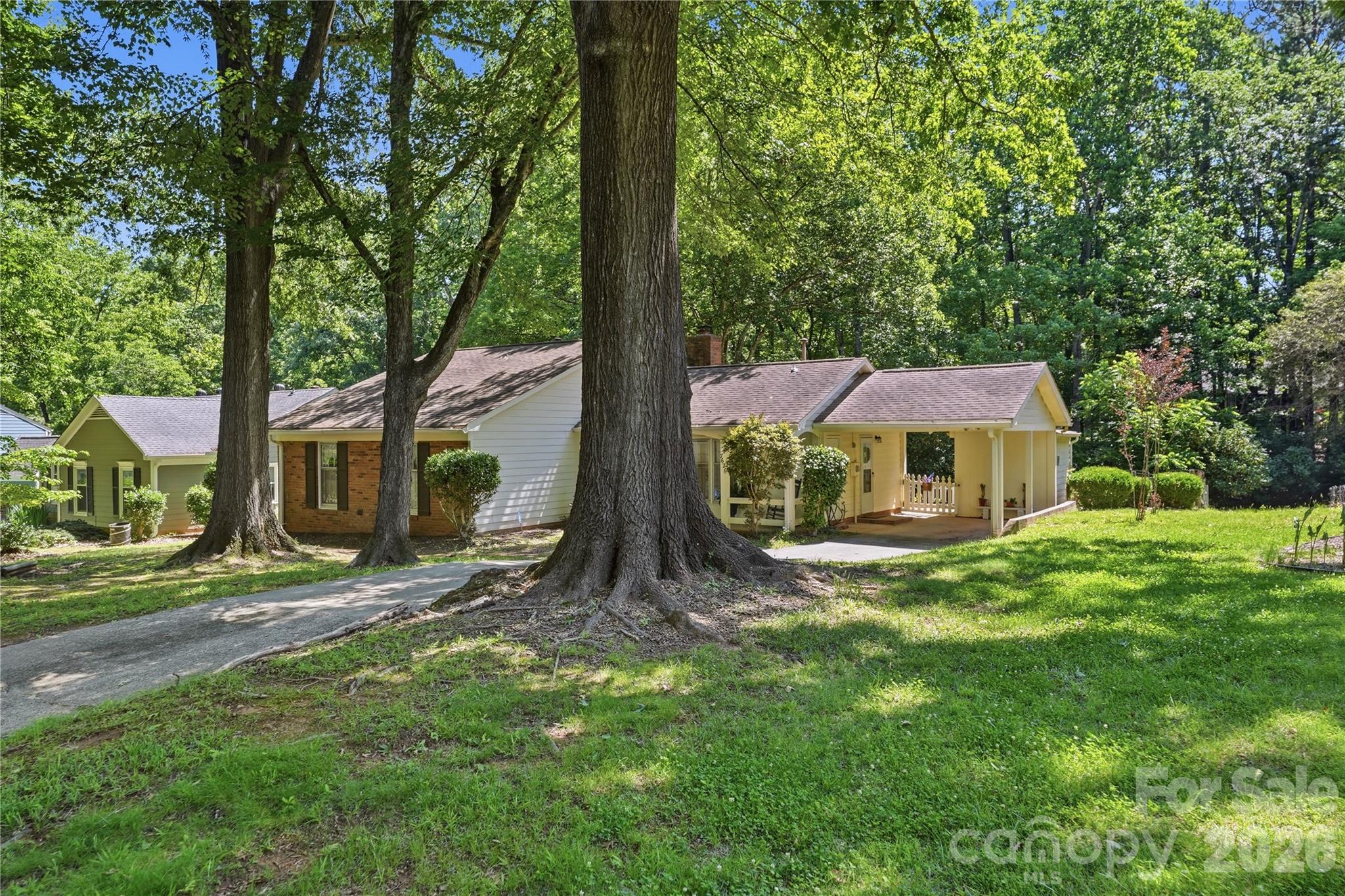 7626 Winterset Drive — Charlotte