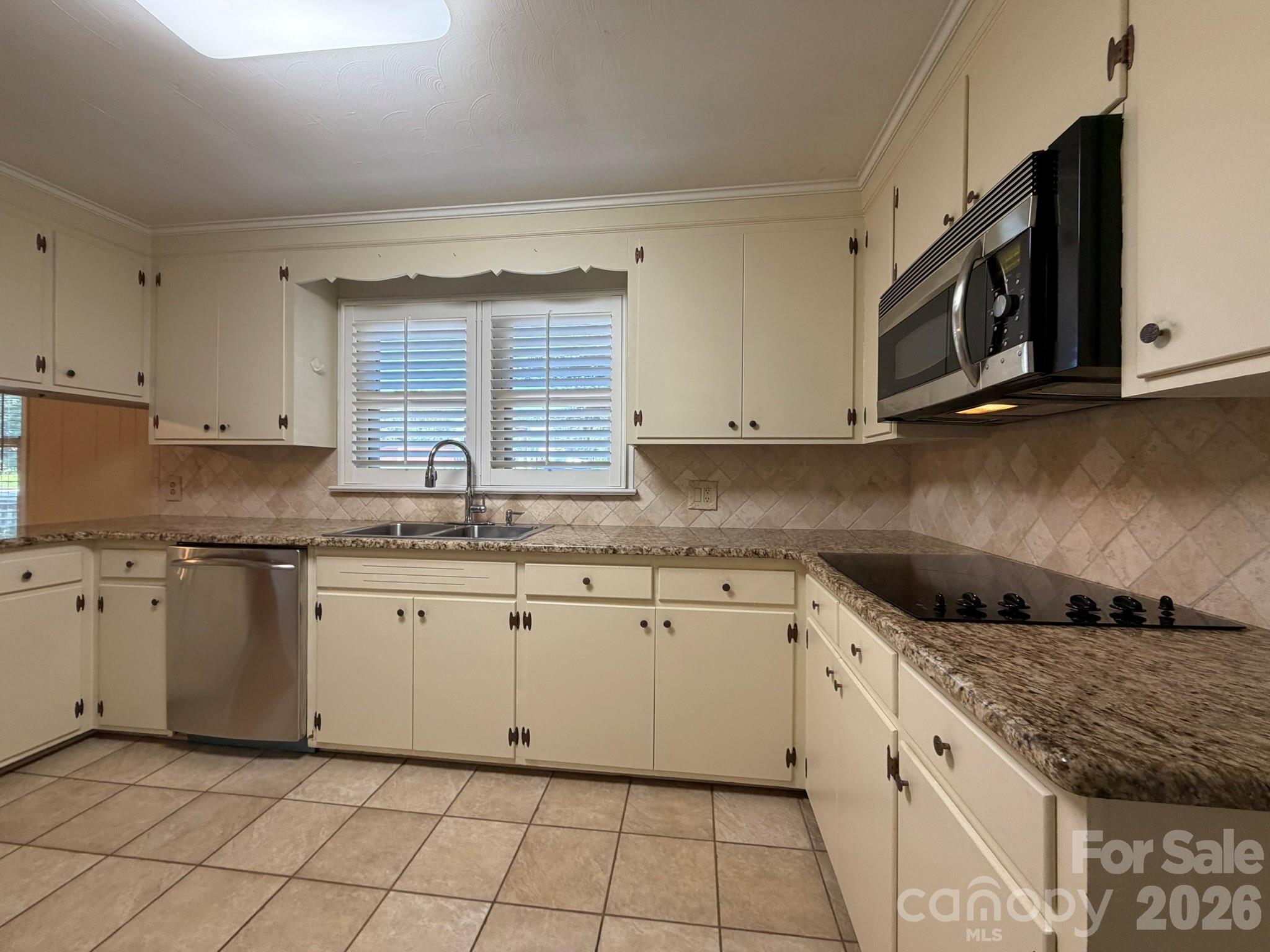 110 1st Street Place SE — Conover