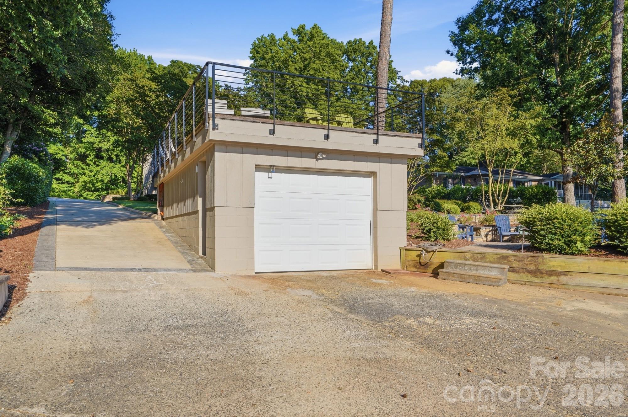 730 Mainsail Road — Salisbury