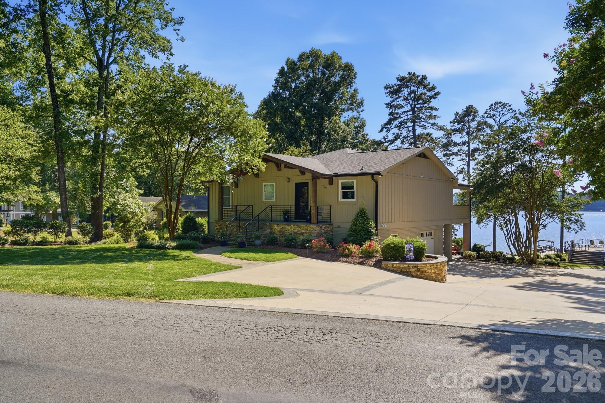 730 Mainsail Road — Salisbury