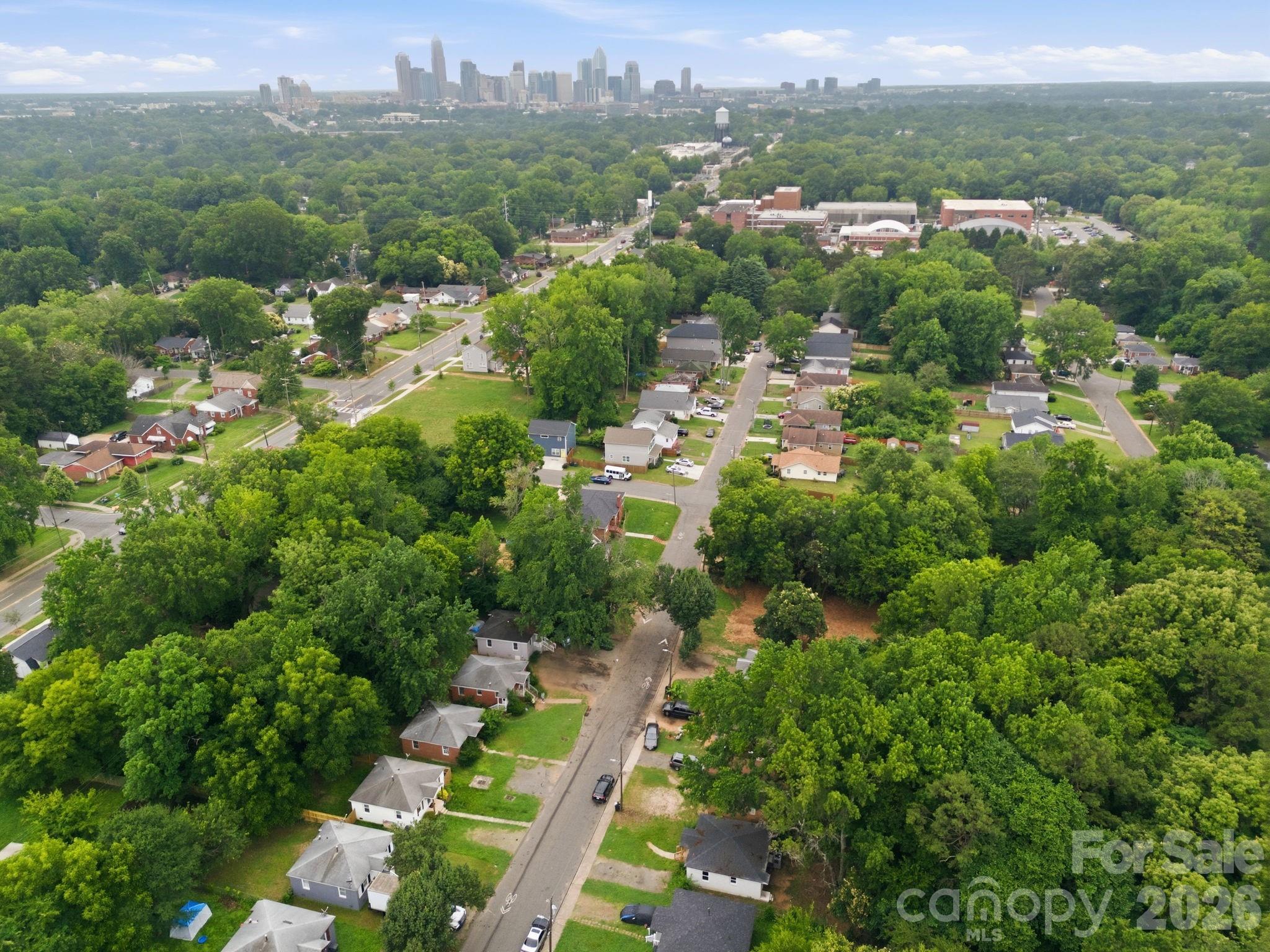 1829 Taylor Avenue — Charlotte