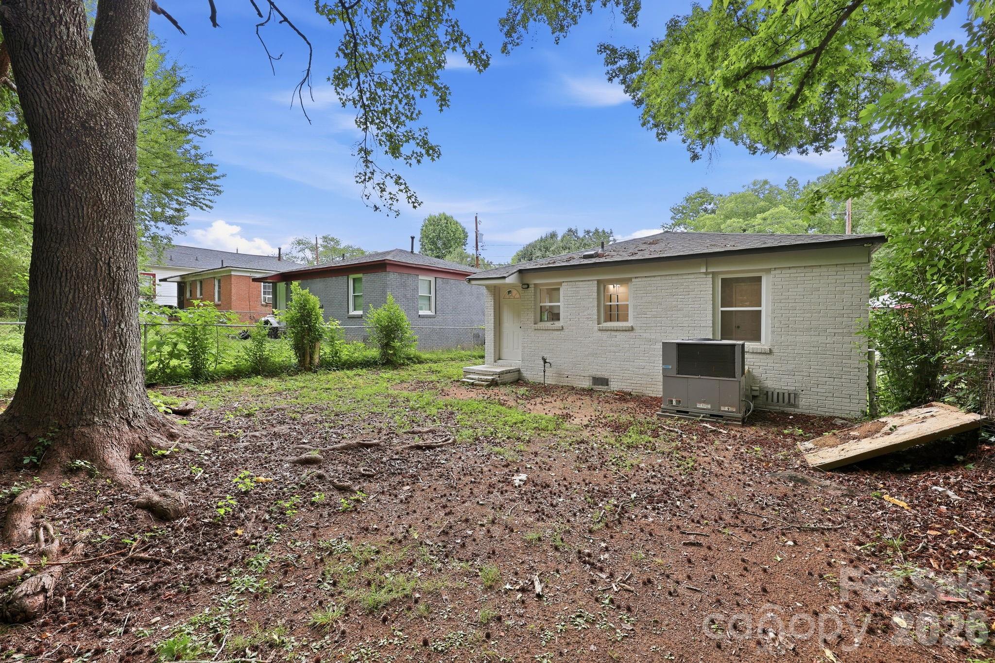 1829 Taylor Avenue — Charlotte