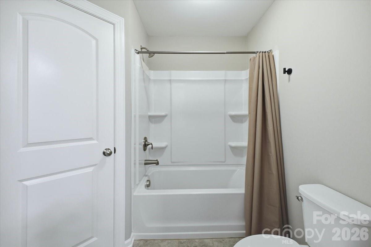 5618 Stonewells Drive — Charlotte