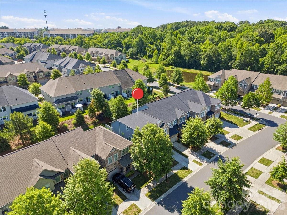 5618 Stonewells Drive — Charlotte