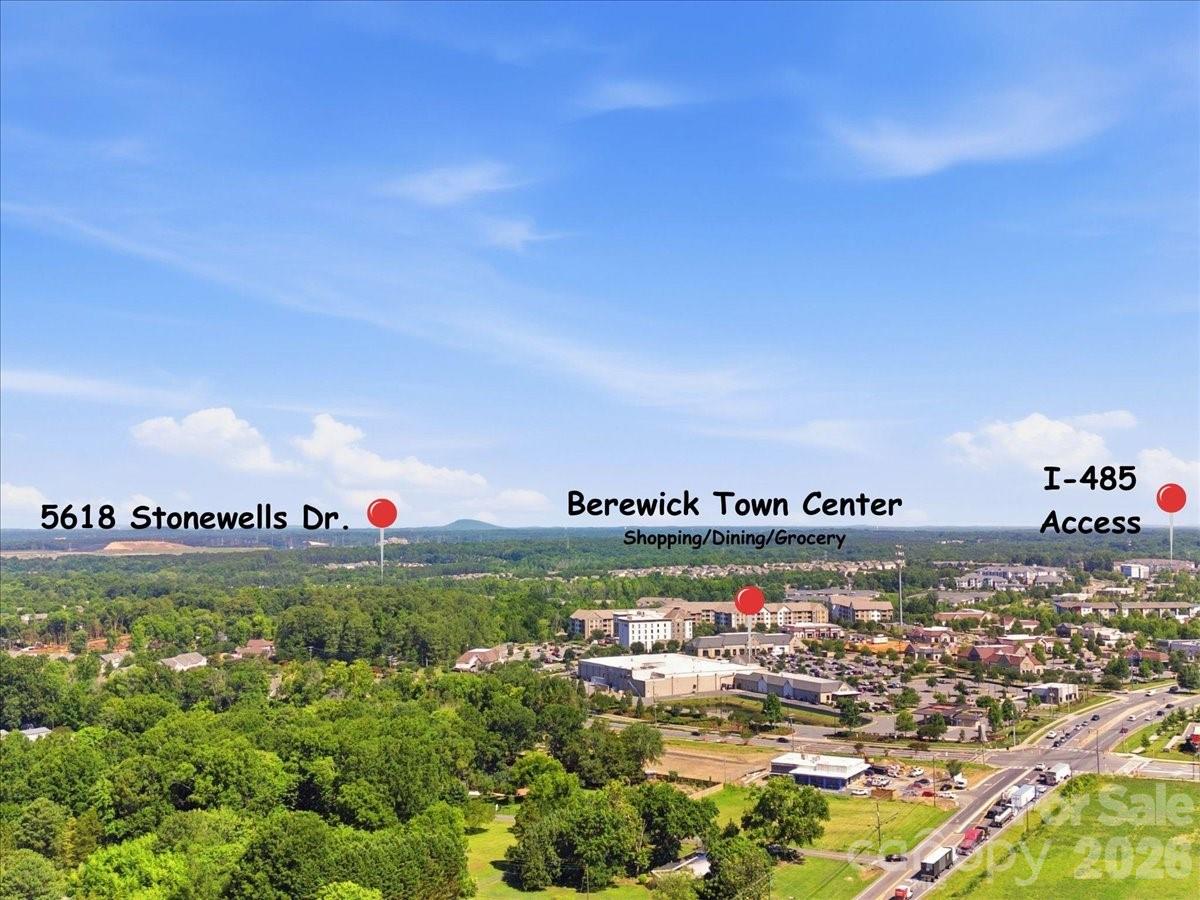 5618 Stonewells Drive — Charlotte