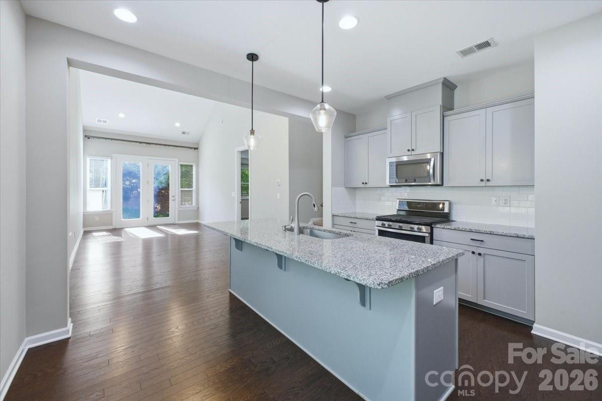 5618 Stonewells Drive — Charlotte