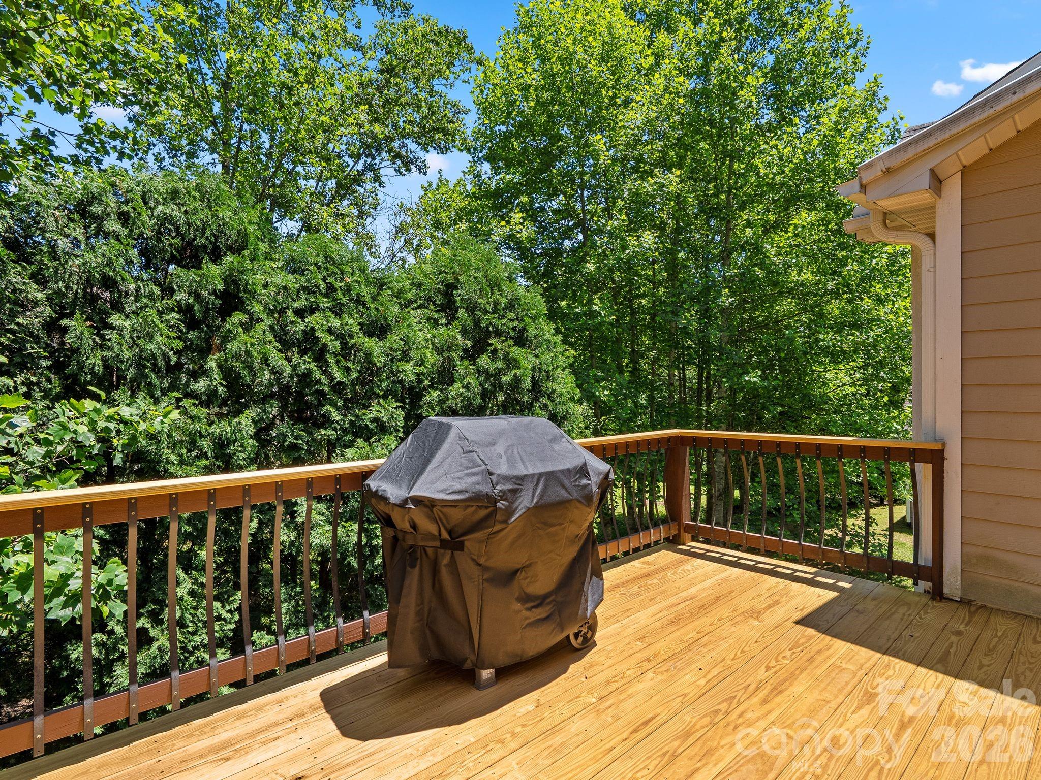 16 Jennlynn Drive — Arden