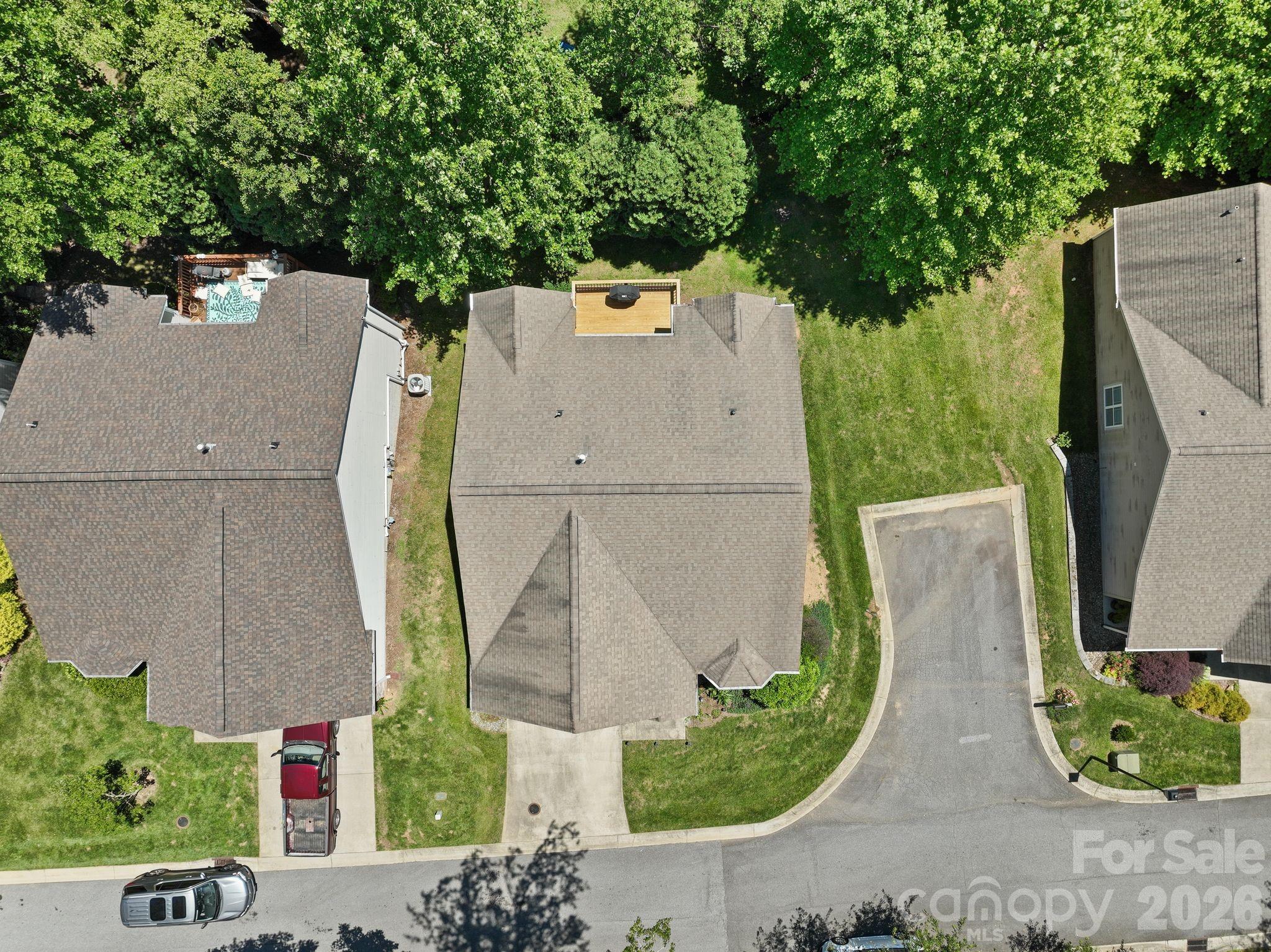 16 Jennlynn Drive — Arden