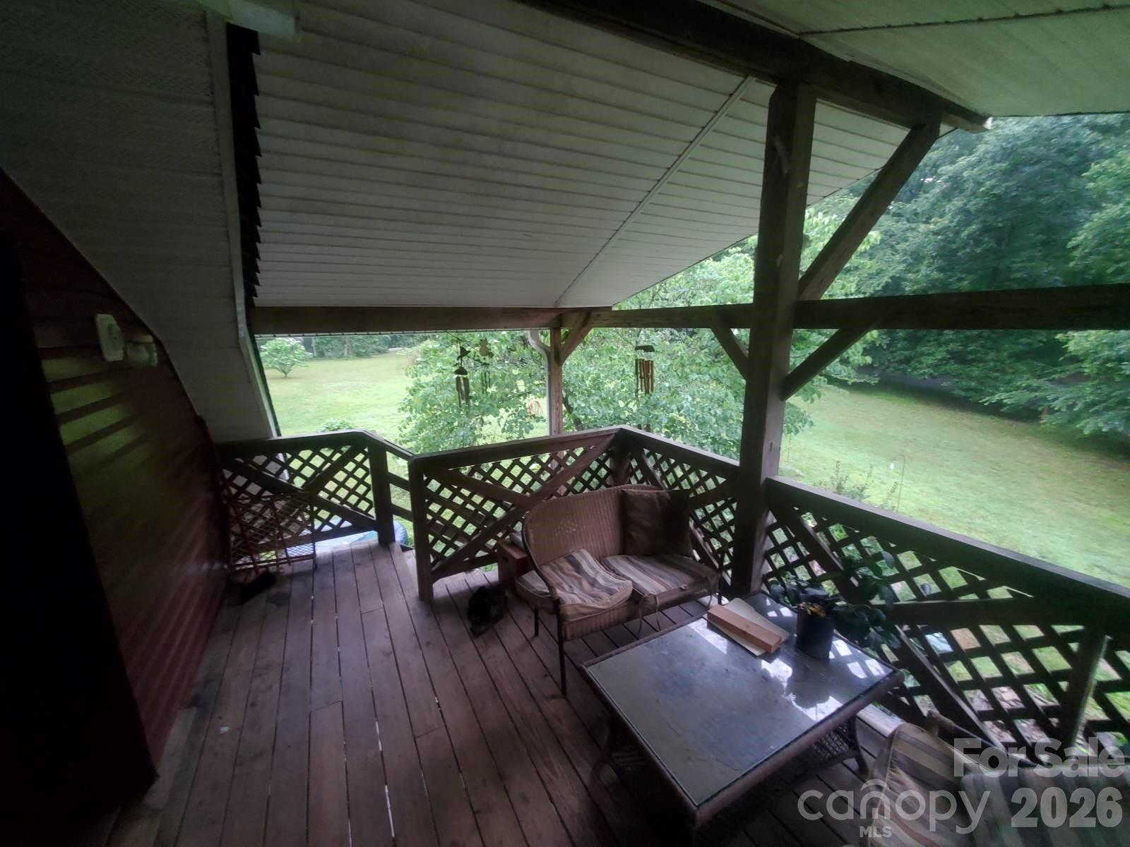 1480 Davis Mountain Road — Hendersonville