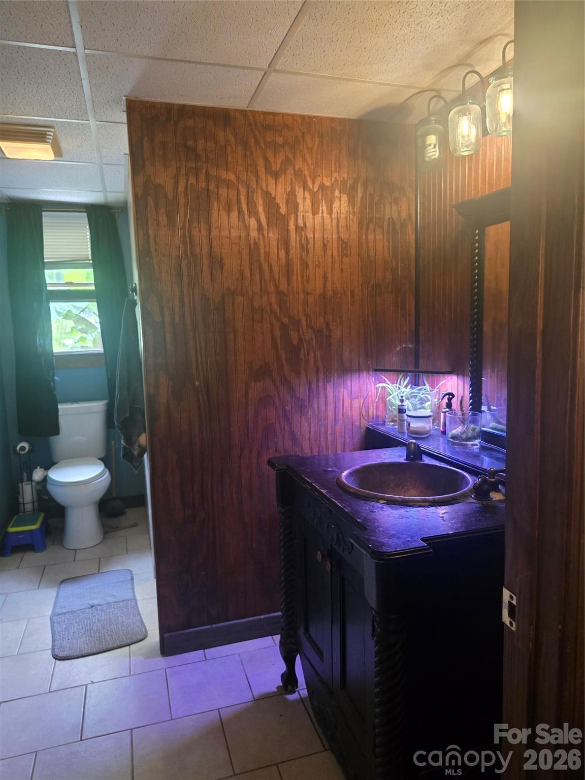1480 Davis Mountain Road — Hendersonville