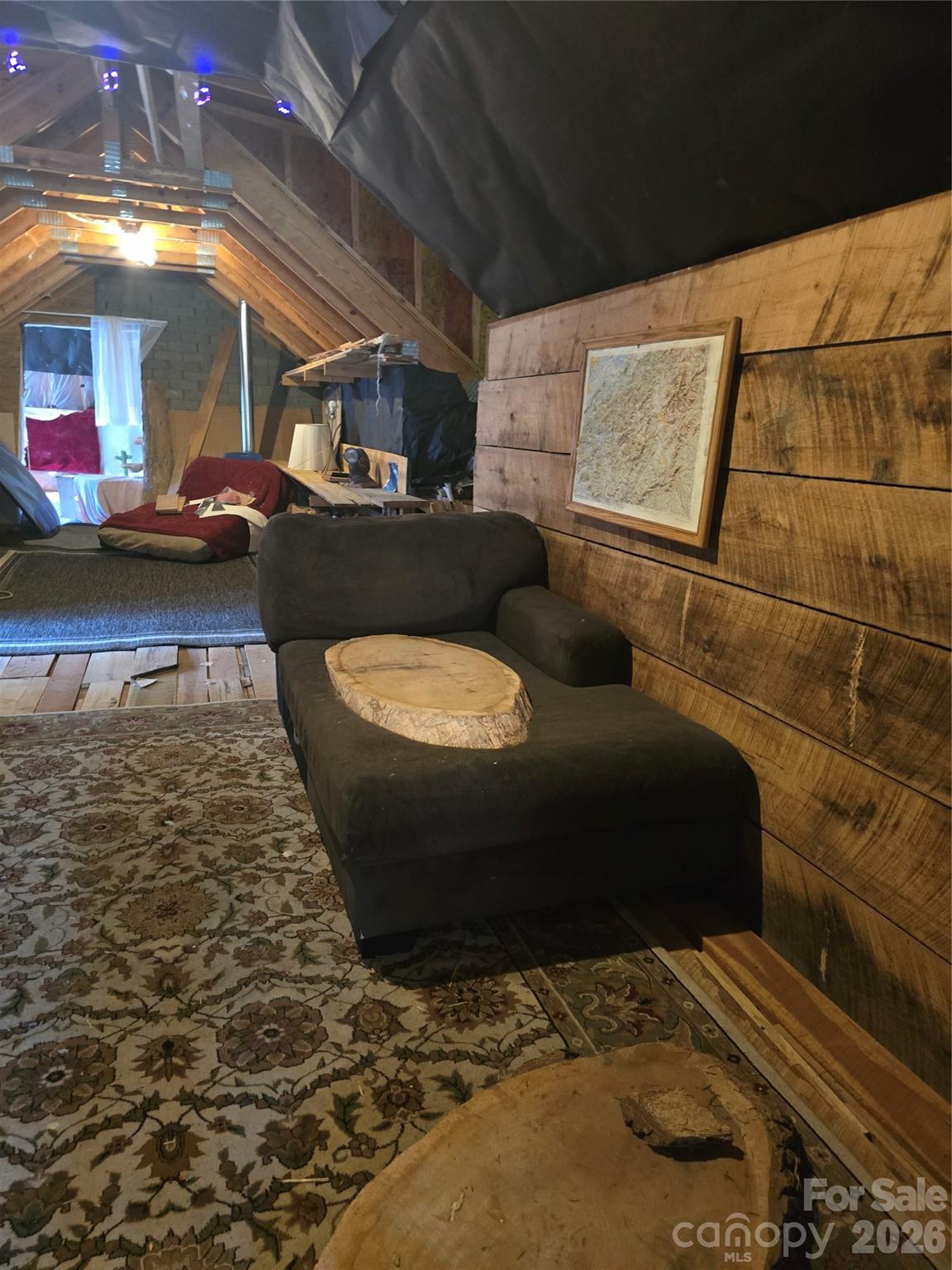 1480 Davis Mountain Road — Hendersonville