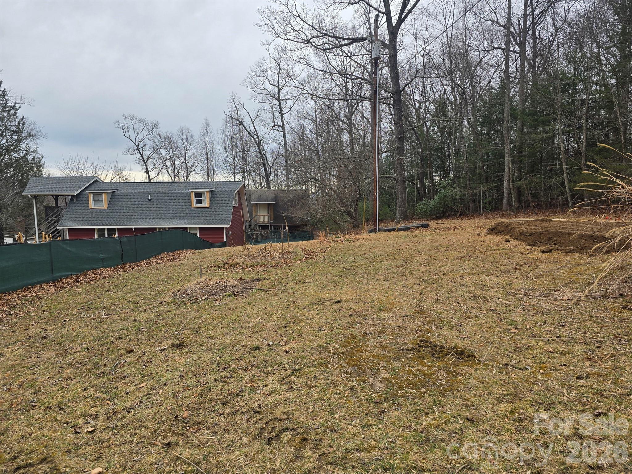 1480 Davis Mountain Road — Hendersonville