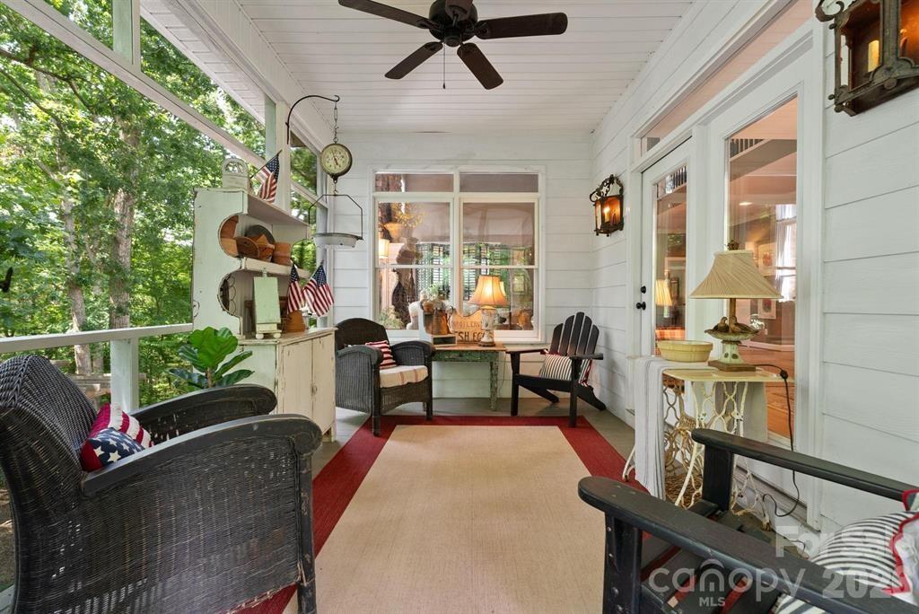175 Green Hills Road — Mill Spring