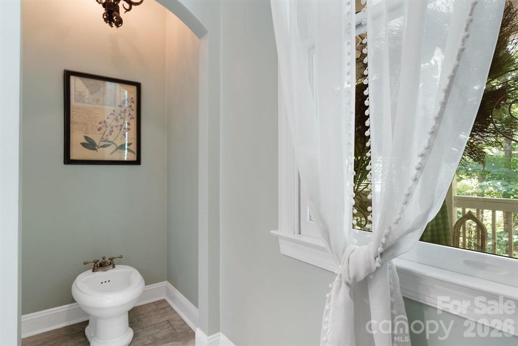 175 Green Hills Road — Mill Spring