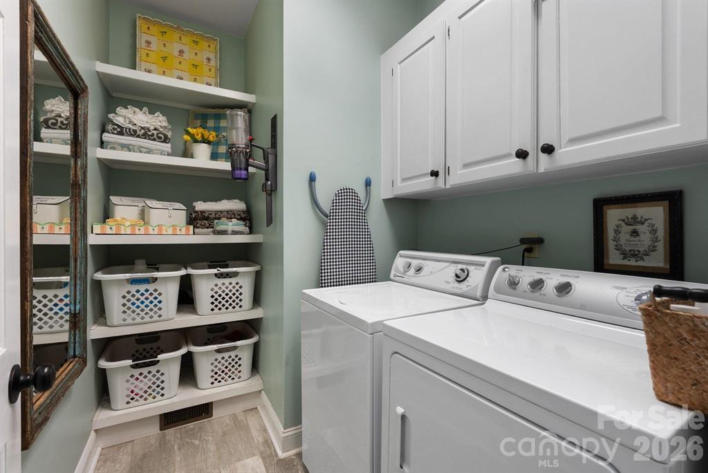 175 Green Hills Road — Mill Spring
