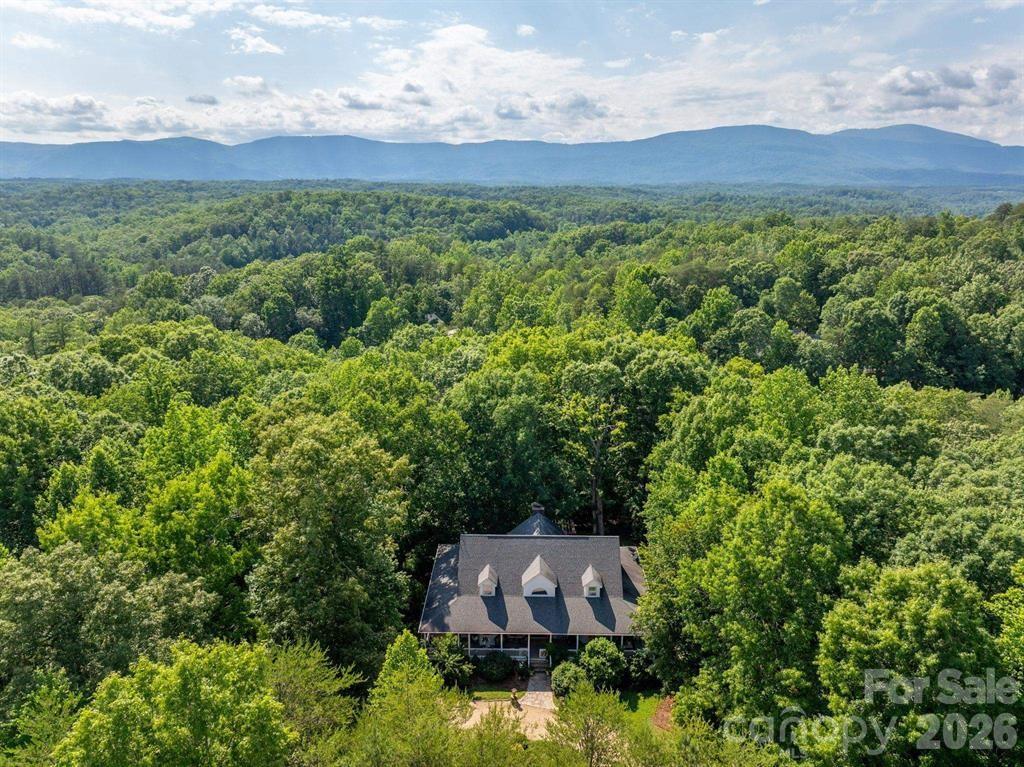 175 Green Hills Road — Mill Spring