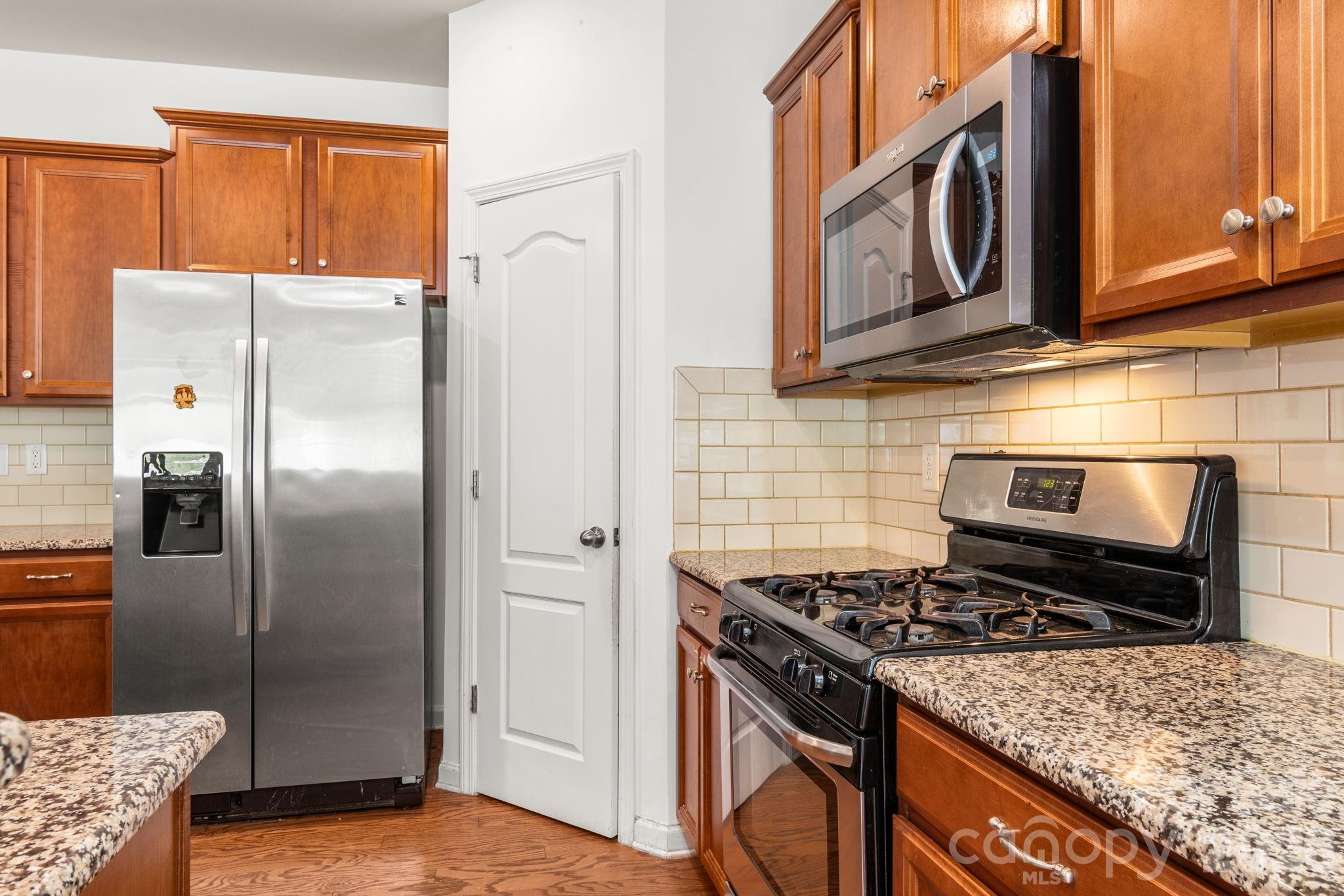 4037 Black Walnut Way — Fort Mill