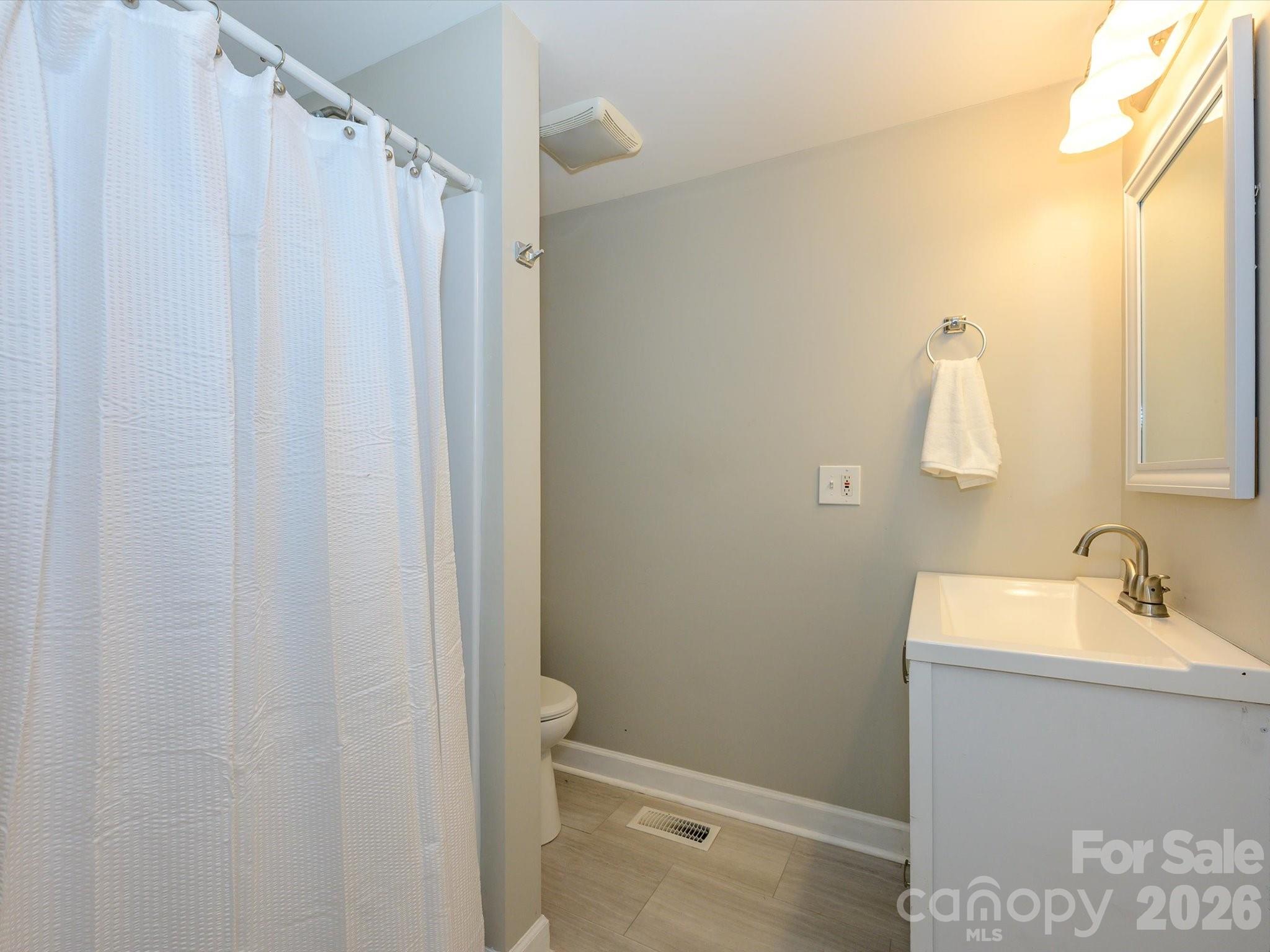 1620 Blueberry Street — Mount Pleasant